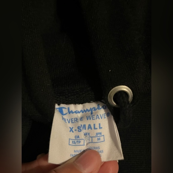 Black sweatshirt - Picture 2 of 3